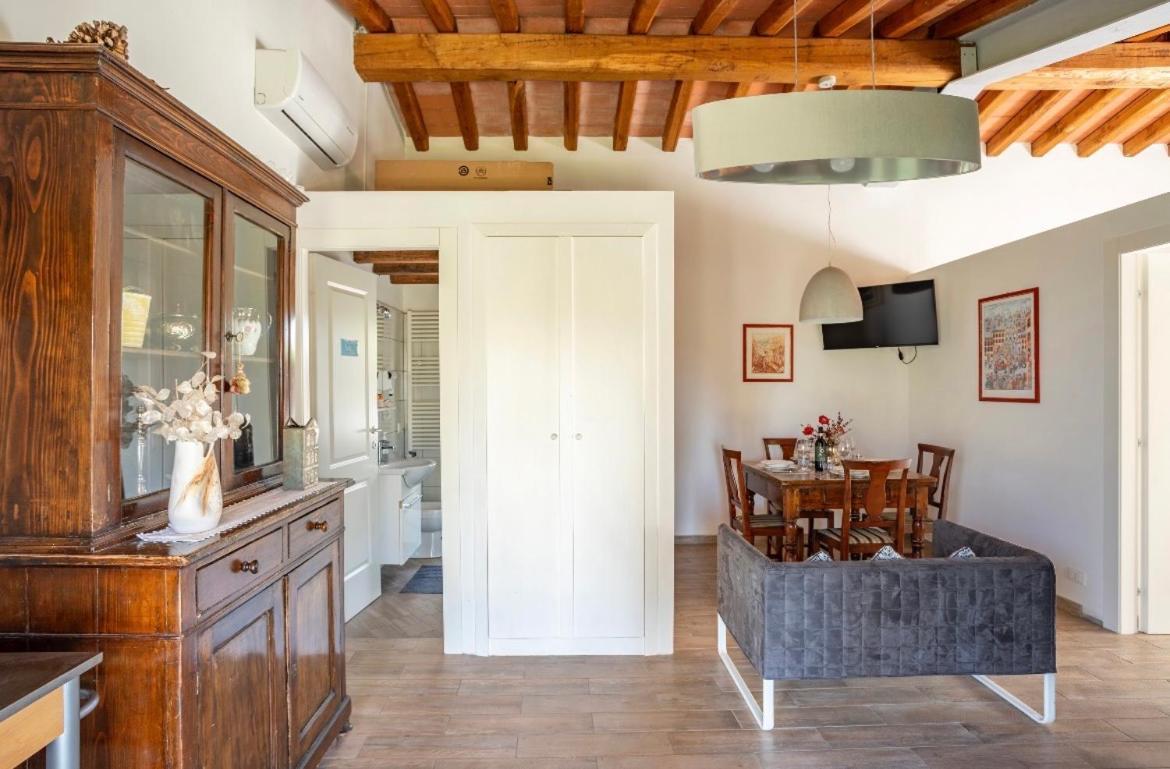 Cozy Tuscany Apartment With View Pescia Kültér fotó