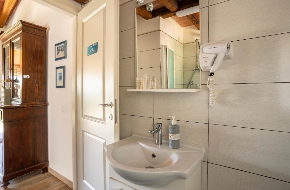 Cozy Tuscany Apartment With View Pescia Kültér fotó