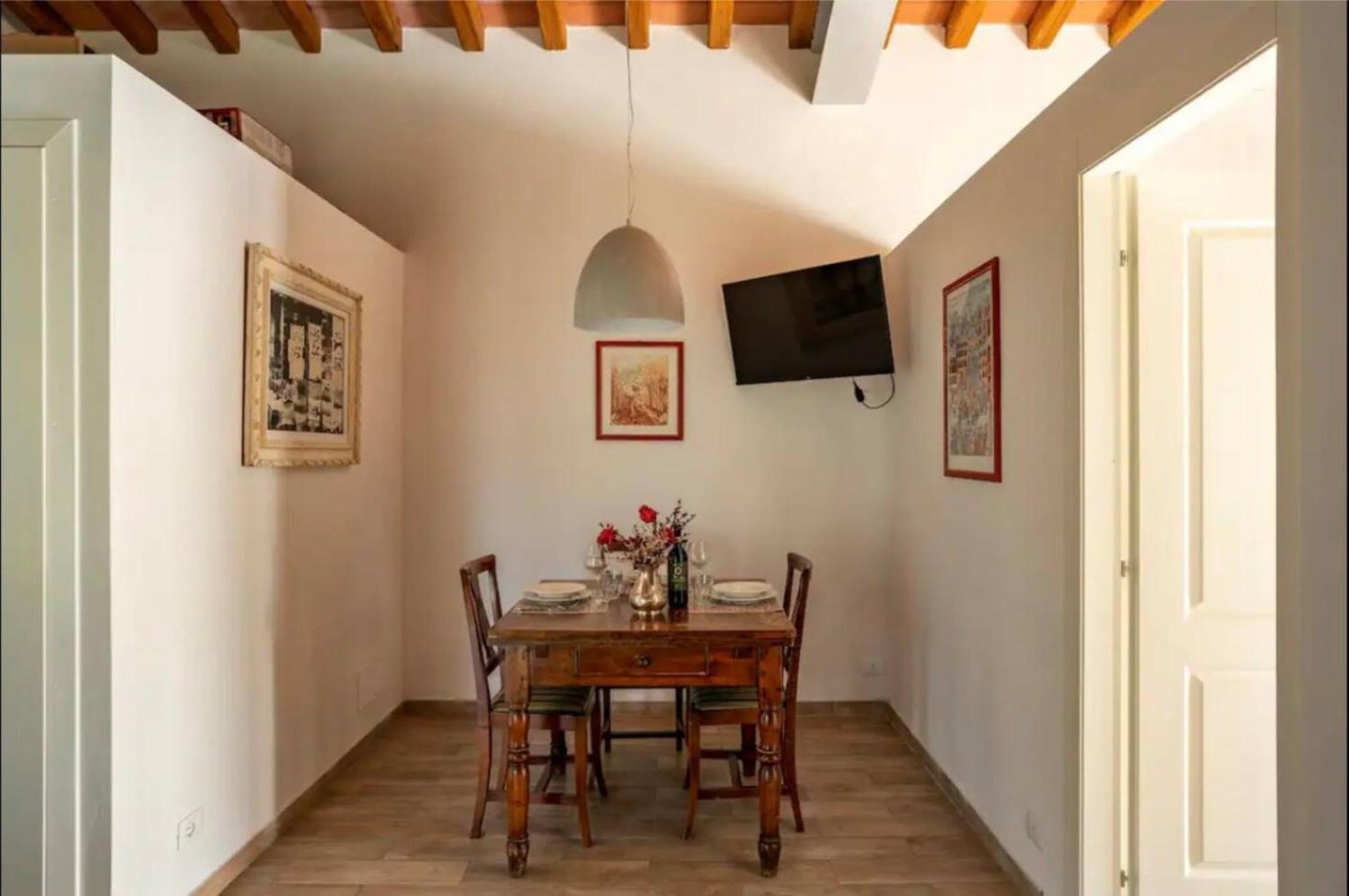 Cozy Tuscany Apartment With View Pescia Kültér fotó